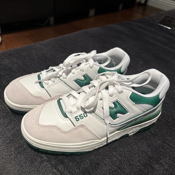 Green and white new balance Mens womens - Main Image